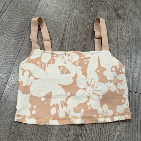 LAST PRICE🍒🤍 AERIE floral light sport bra ✨ - Picture 4 of 7